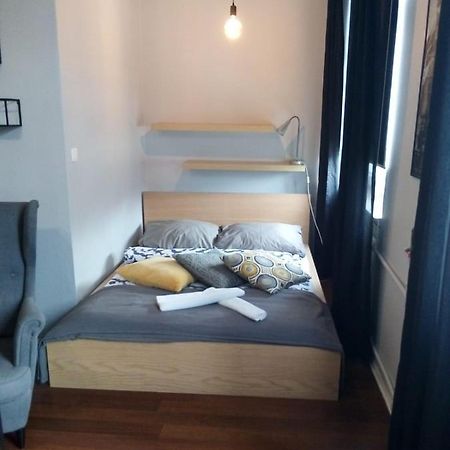 Art Dreams Apartament Chmielna 14 Варшава Экстерьер фото