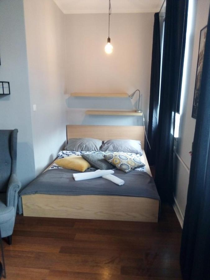 Art Dreams Apartament Chmielna 14 Варшава Экстерьер фото